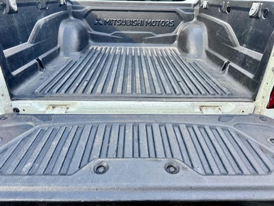 2022 Mitsubishi L200 2.4 GLX 4x2 Mt