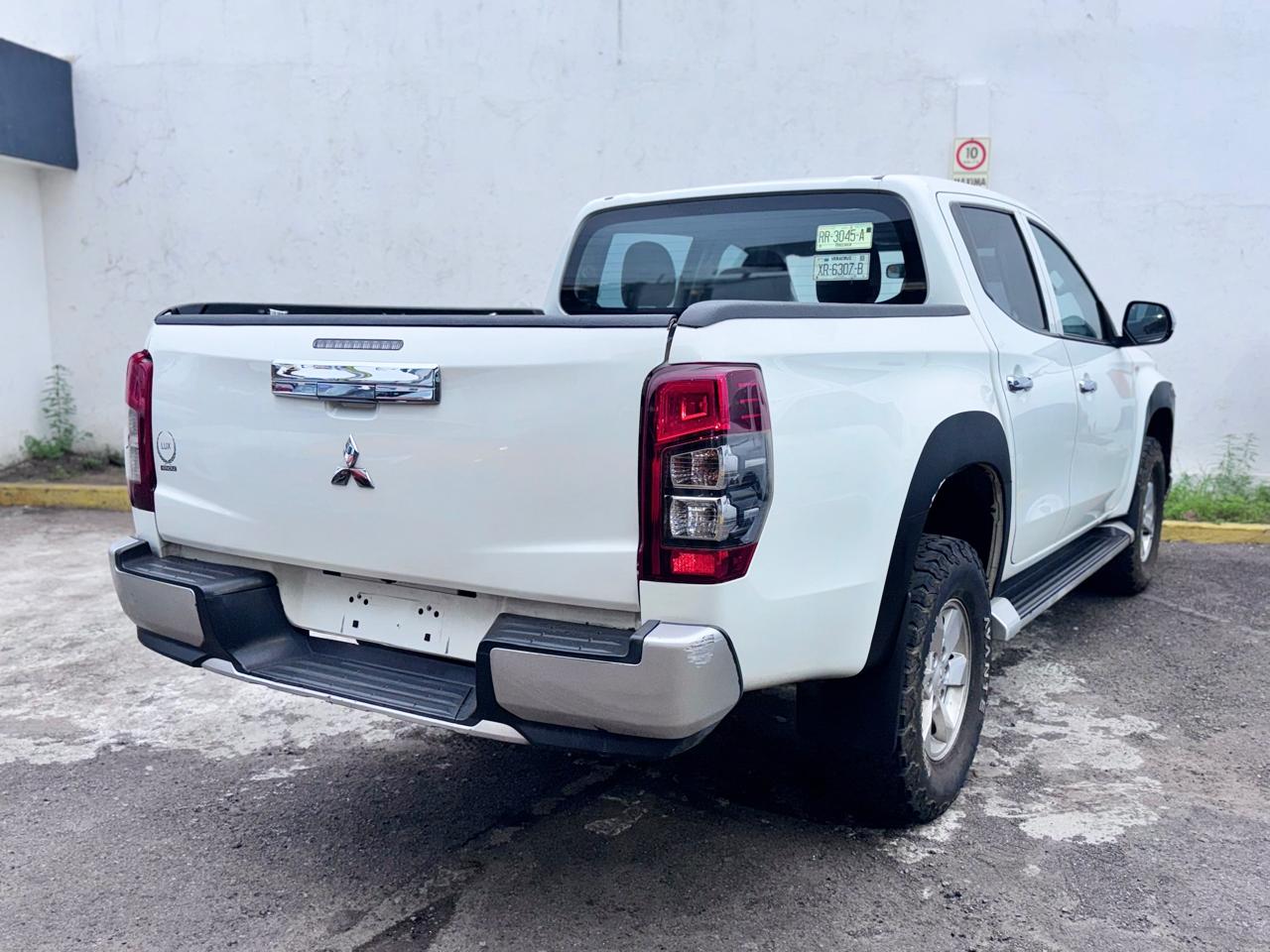 2022 Mitsubishi L200 2.4 GLX 4x2 Mt