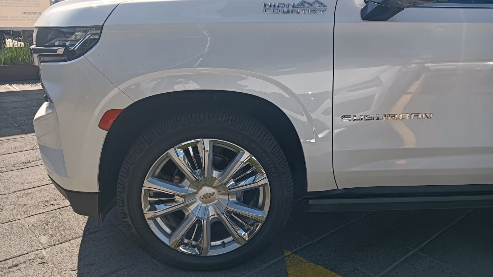 2023 Chevrolet Suburban 6.2 V8 High Country At