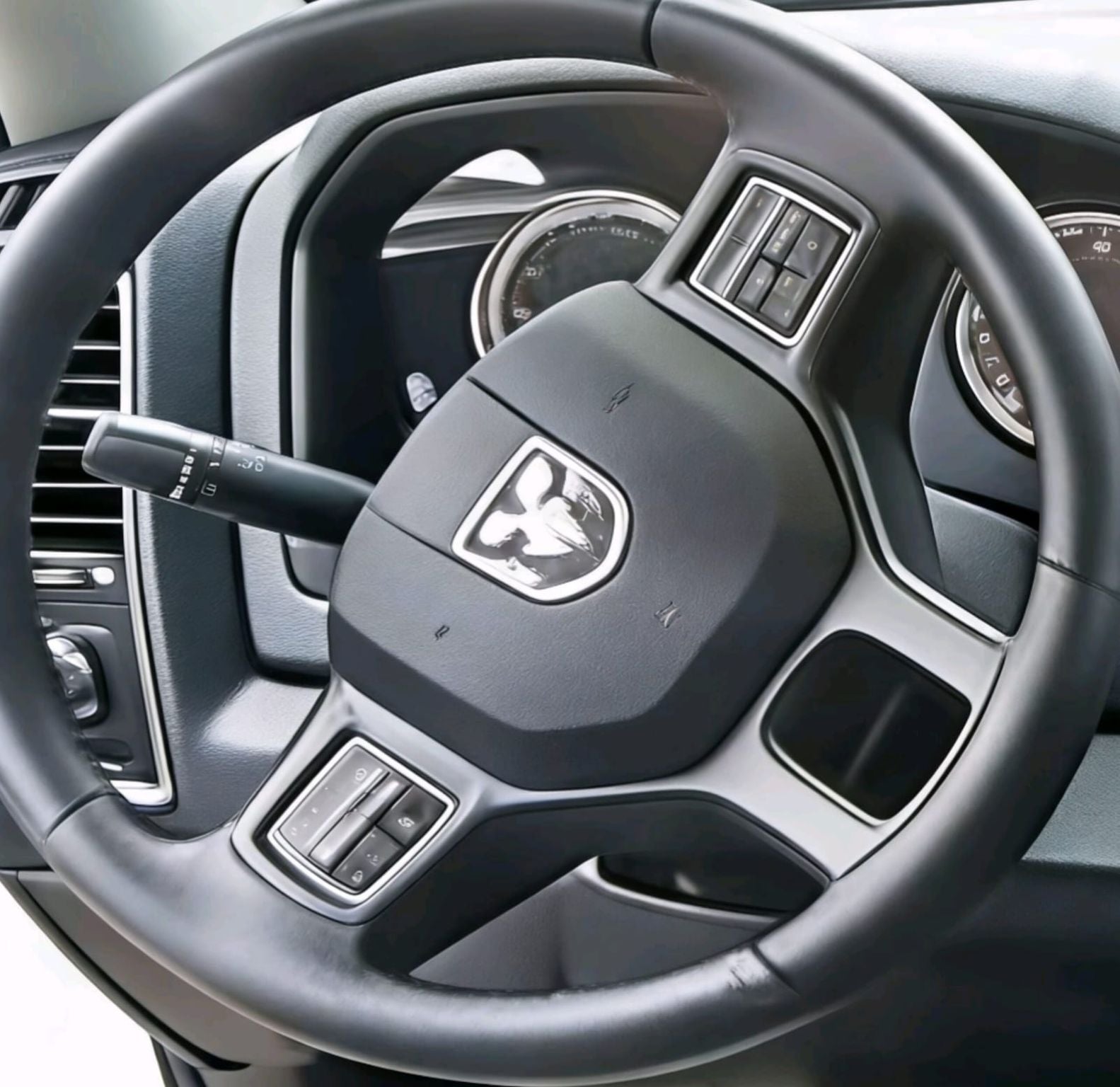 2020 RAM 1500 3.6 V6 ST Cab Regular 4x2 At