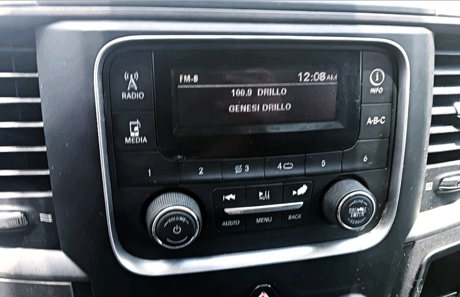 2020 RAM 1500 3.6 V6 ST Cab Regular 4x2 At