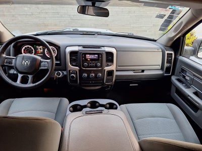 2020 RAM 1500 3.3 V6 XL Crew Cab 4x2 At