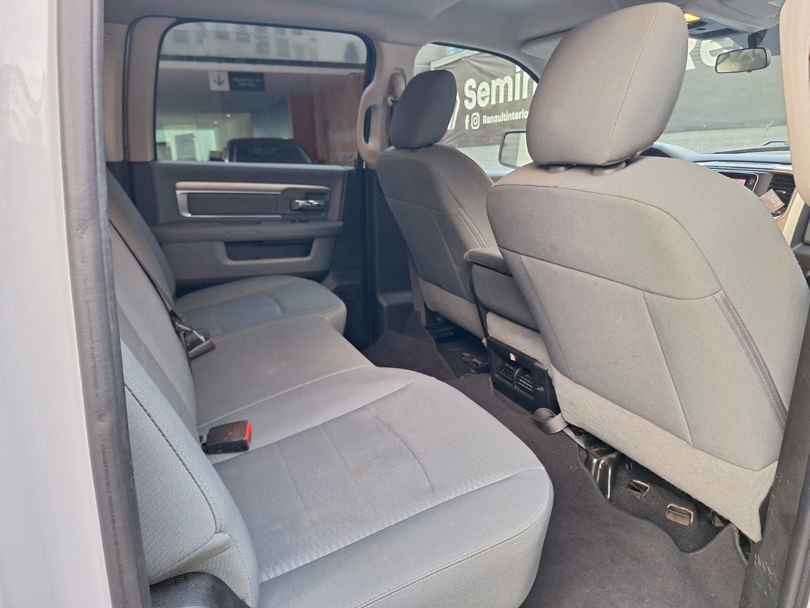 2020 RAM 1500 3.3 V6 XL Crew Cab 4x2 At