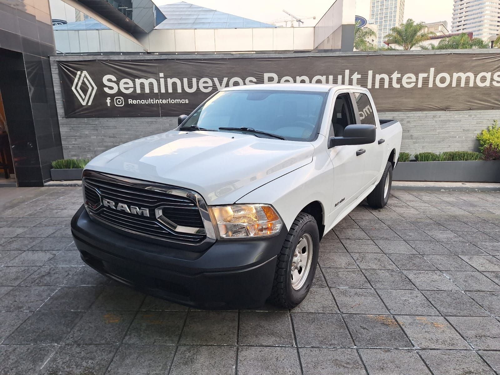 2020 RAM 1500 3.3 V6 XL Crew Cab 4x2 At