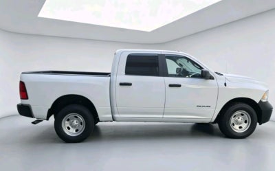 2022 RAM 1500 SLT Trabajo Crew Cab
