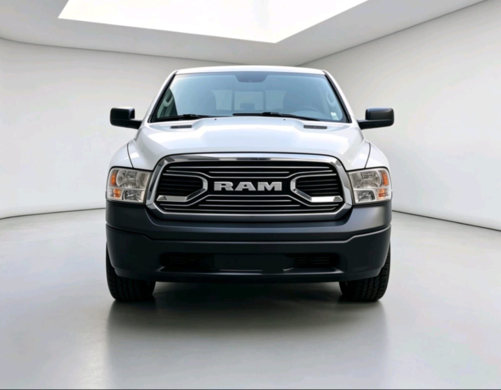 2022 RAM 1500 SLT Trabajo Crew Cab