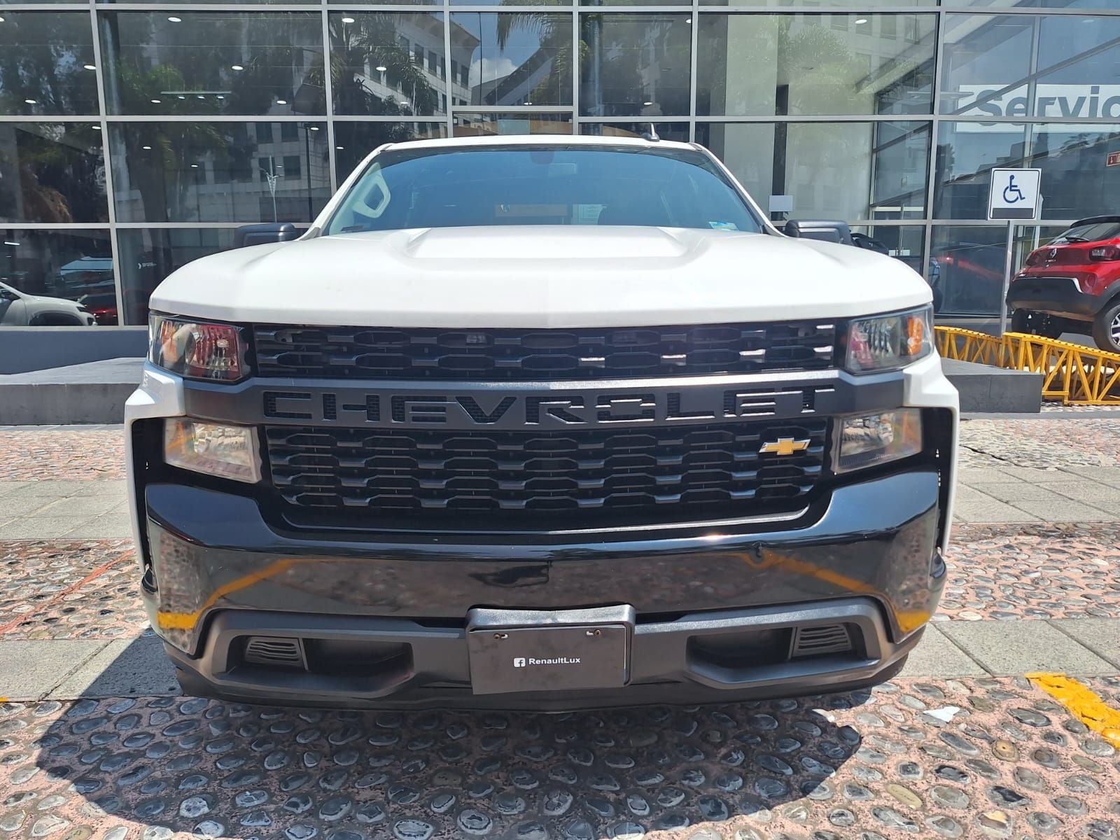 2020 Chevrolet 1500 4.3 V6 Doble Cabina 1500 At