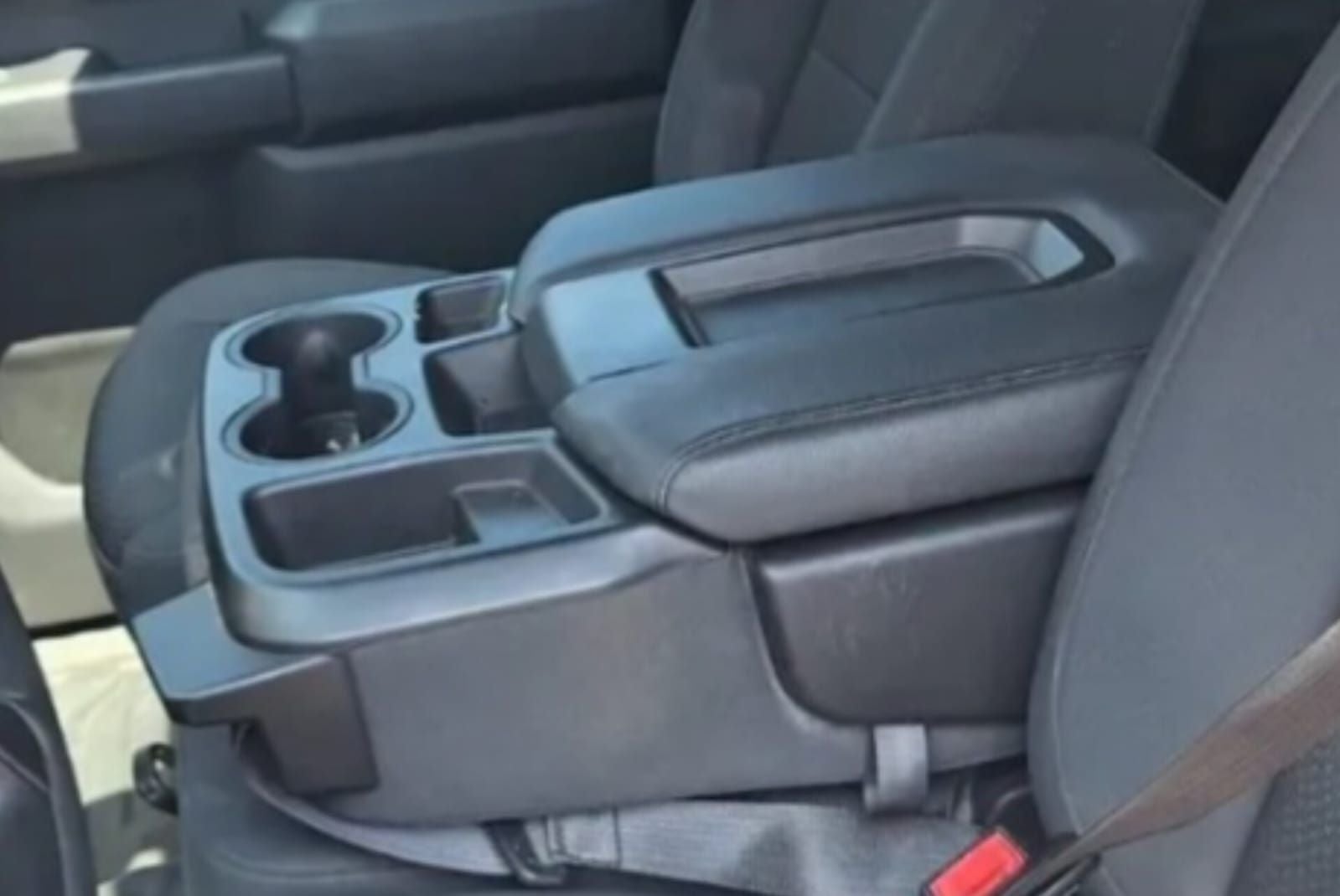 2020 Chevrolet Silverado 4.3 V6 1500 WT Doble Cabina 4x2 At