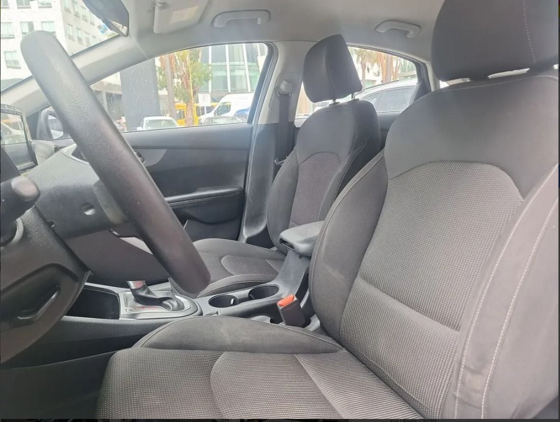 2020 Kia Forte 2.0 LX 4 p At