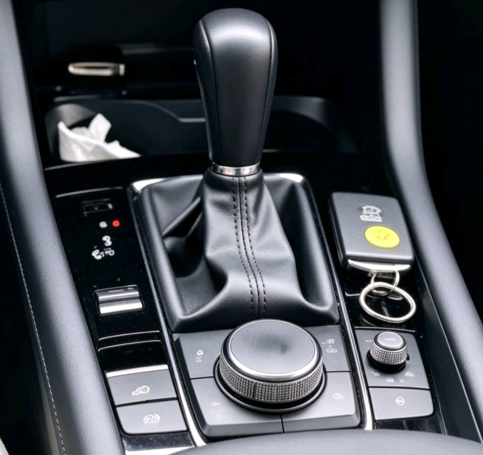 2025 Mazda Mazda 3 2.5 Signature Hb At