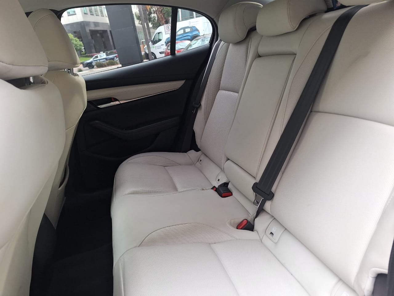 2025 Mazda Mazda 3 2.5 Signature Sedan At