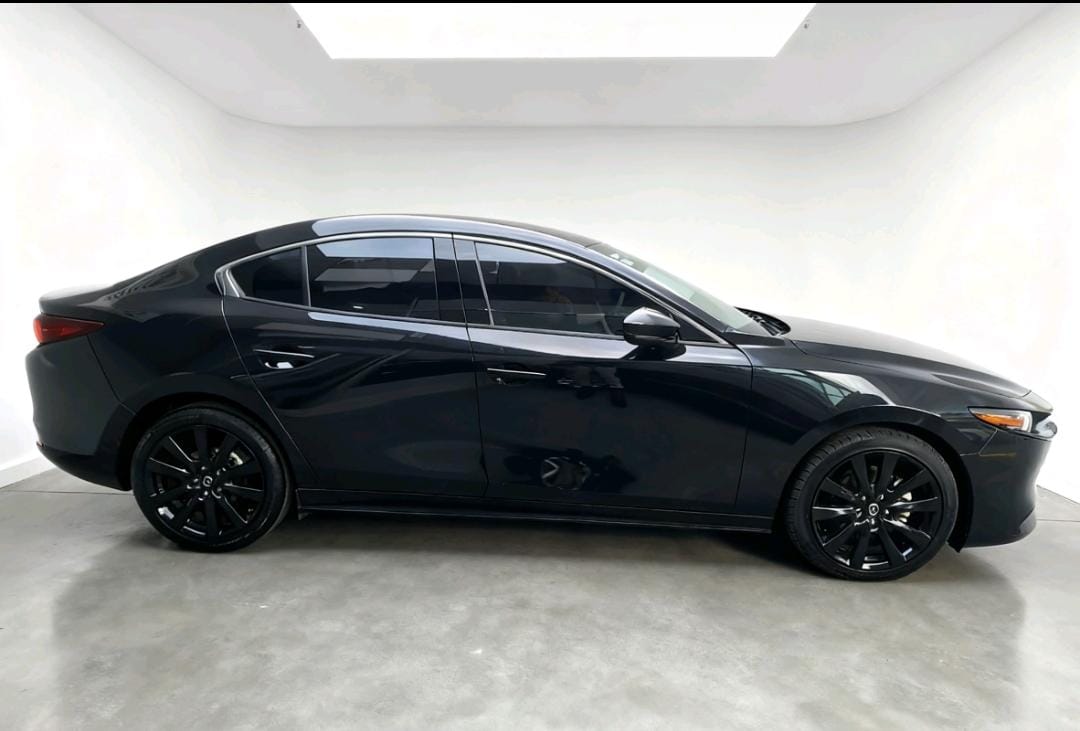 2025 Mazda Mazda 3 2.5 Signature Hb At
