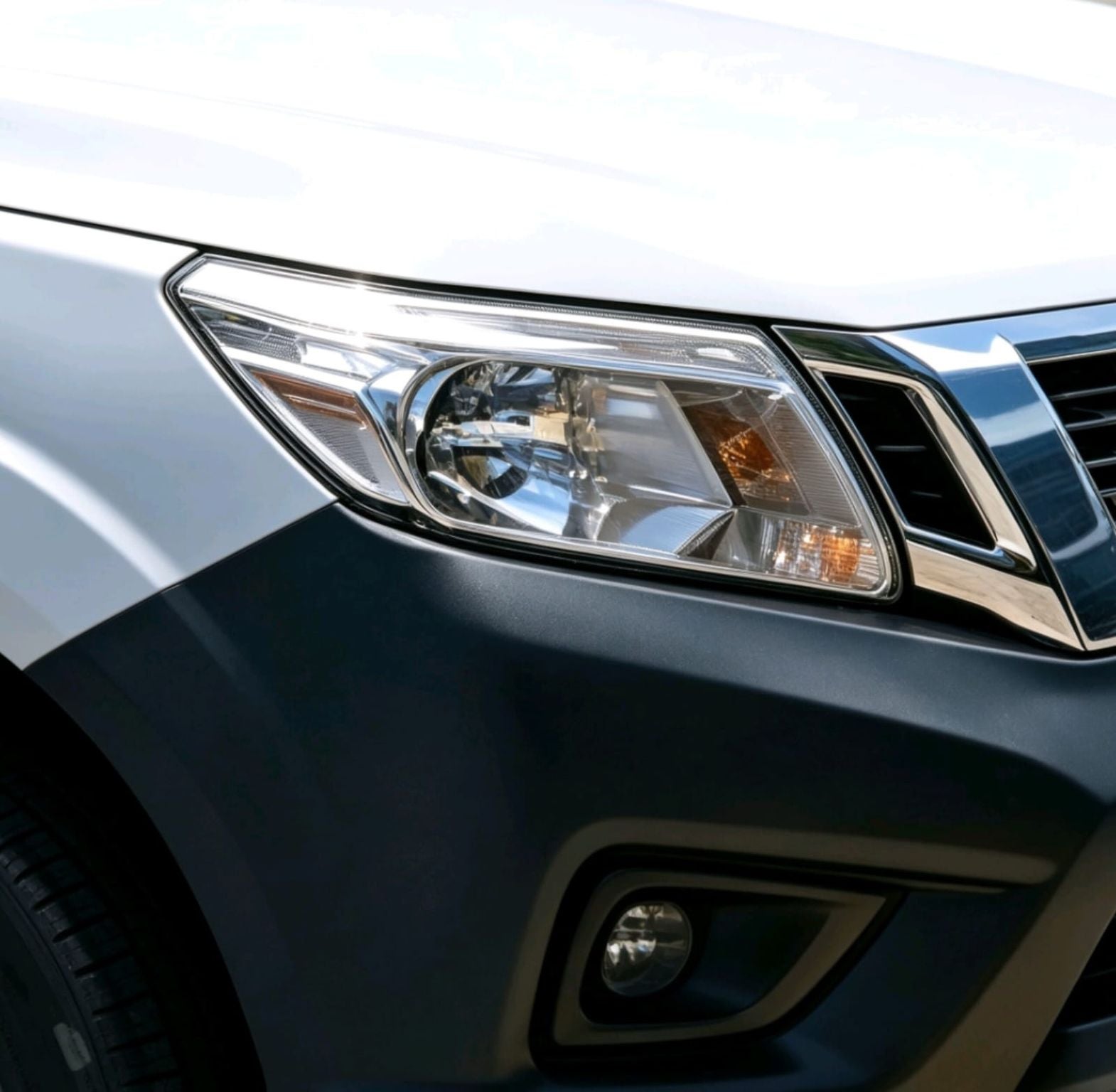 2020 Nissan NP300 Doble Cabina 2.5 S Mt