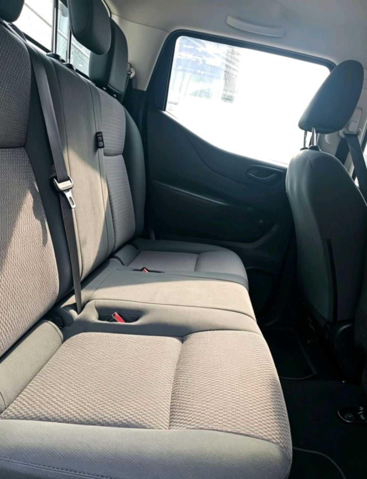 2020 Nissan NP300 Doble Cabina 2.5 S Mt