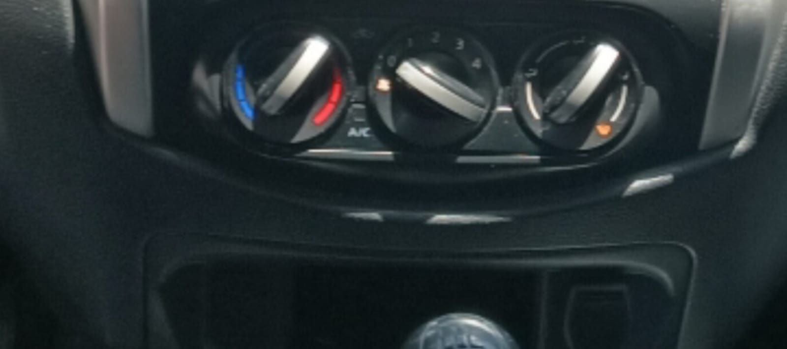 2020 Nissan NP300 Doble Cabina 2.5 S Mt