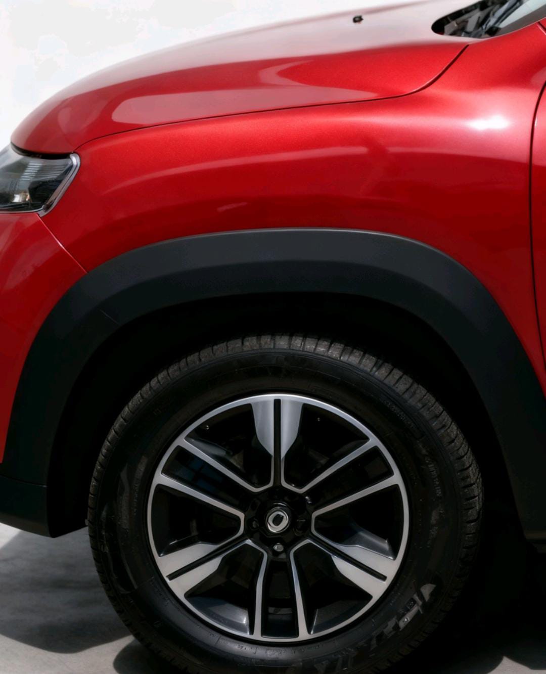 2024 Renault Kwid 1.0 Iconic Mt