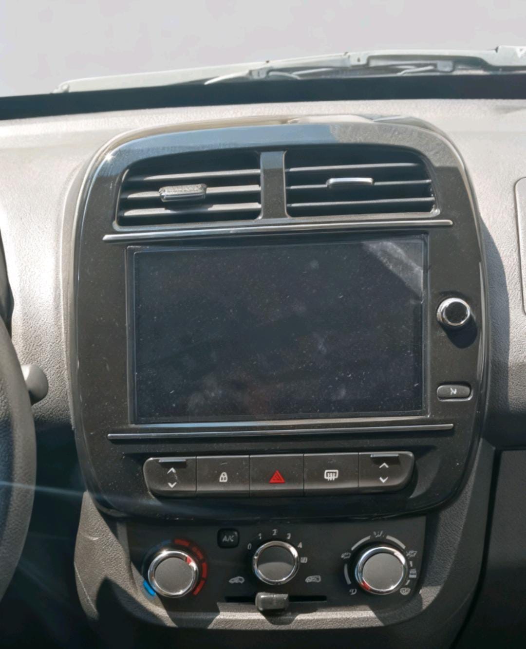 2024 Renault Kwid 1.0 Iconic Mt