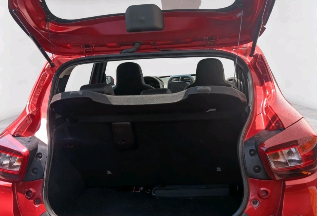 2024 Renault Kwid 1.0 Iconic Mt