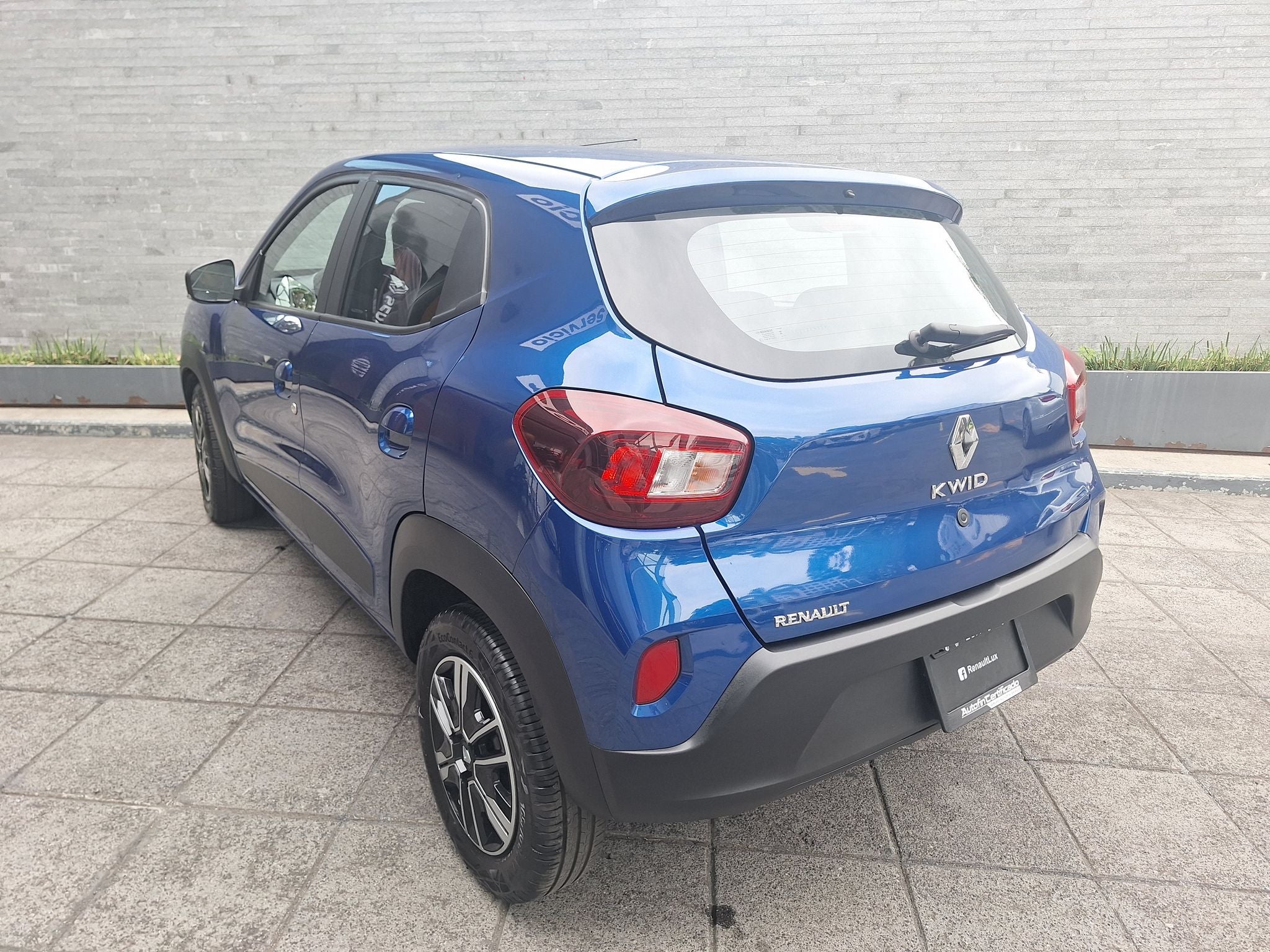 2025 Renault Kwid 1.0 Iconic Mt