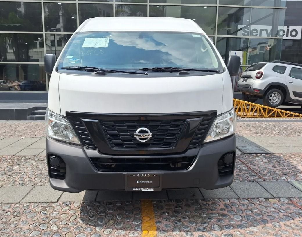 2023 Nissan Urvan 2.5 Panel Ventanas Amplia Mt