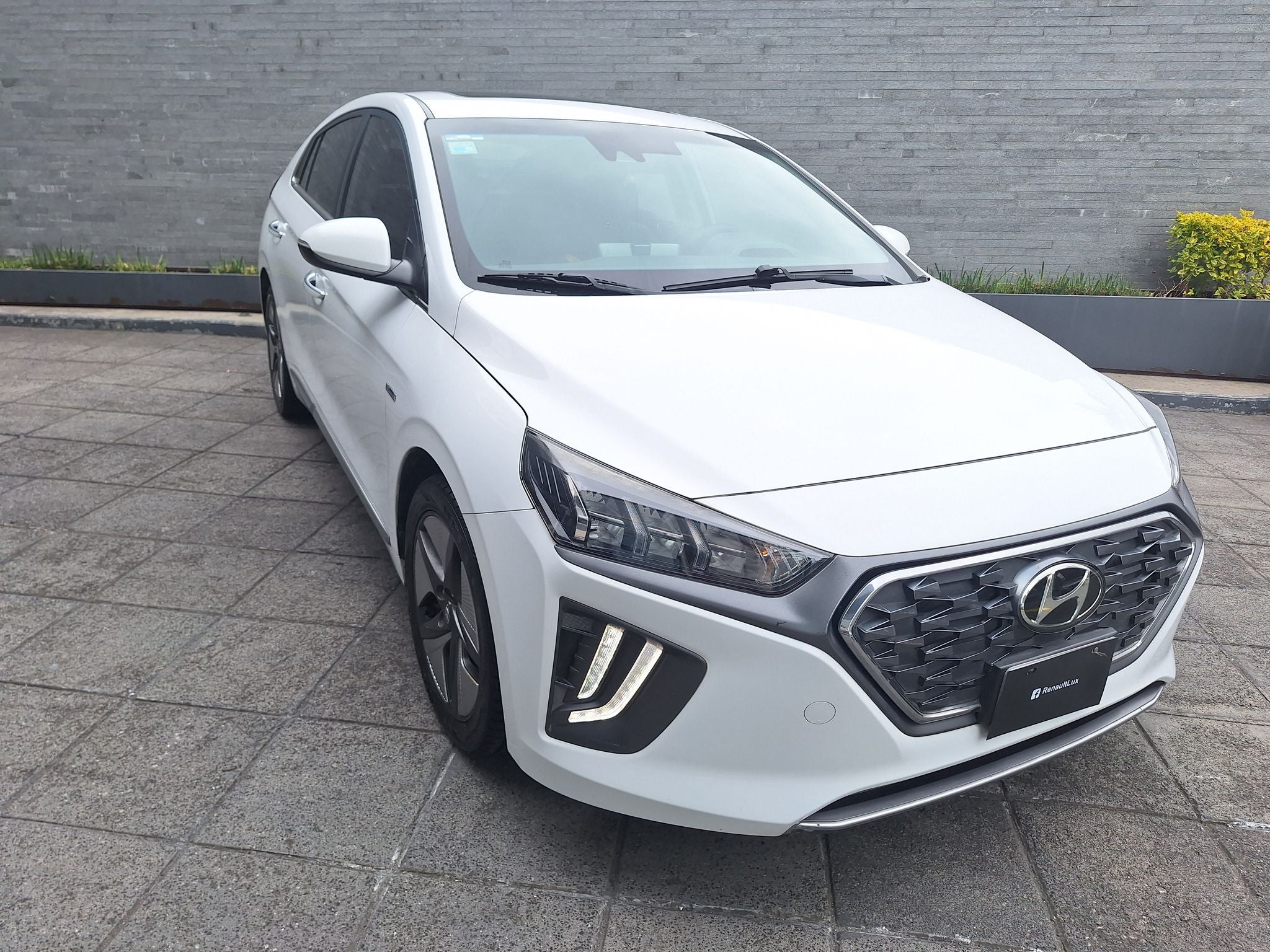 2020 Hyundai Ioniq 1.6 Limited Híbrido Piel At