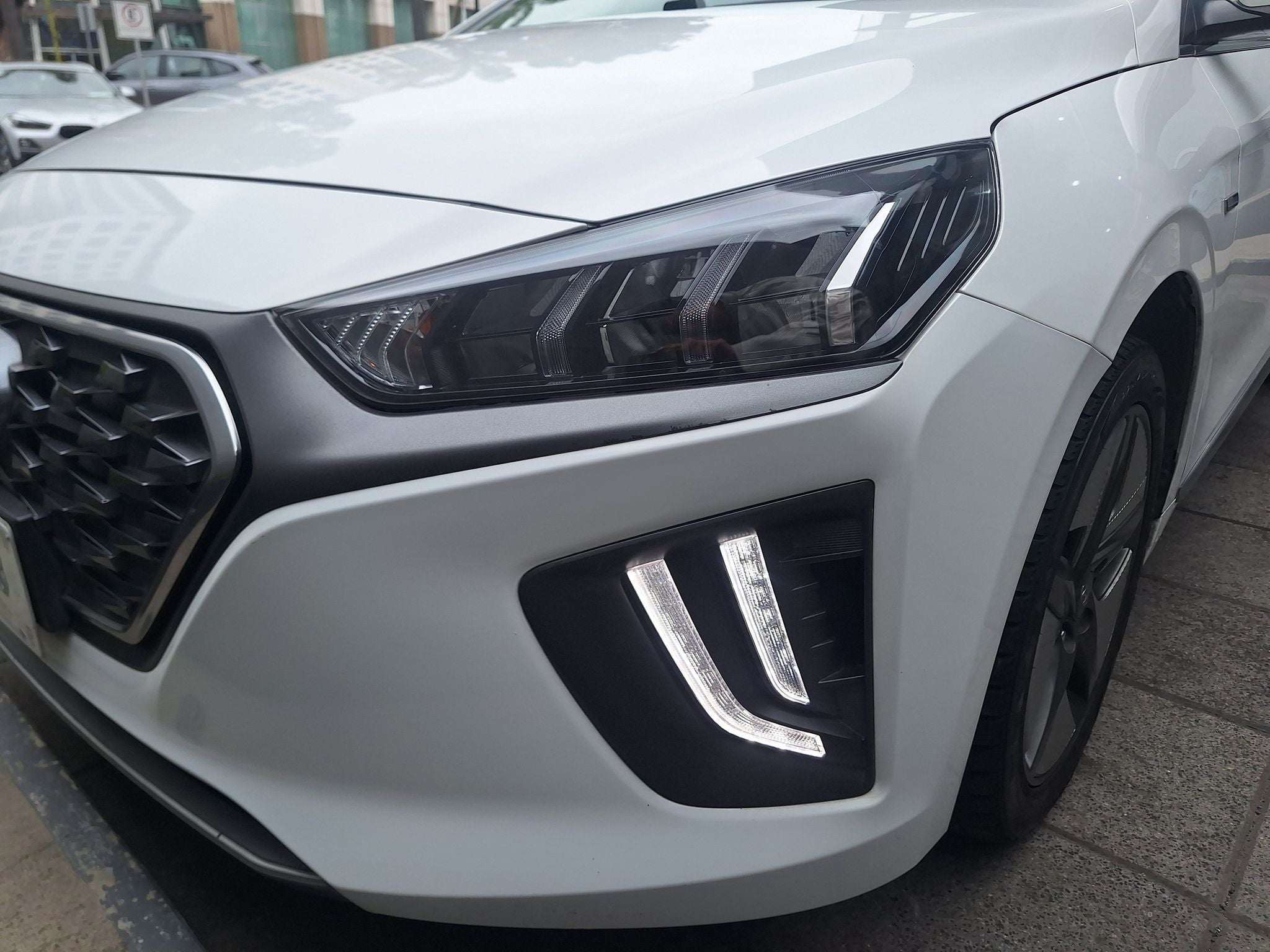 2020 Hyundai Ioniq 1.6 Limited Híbrido Piel At