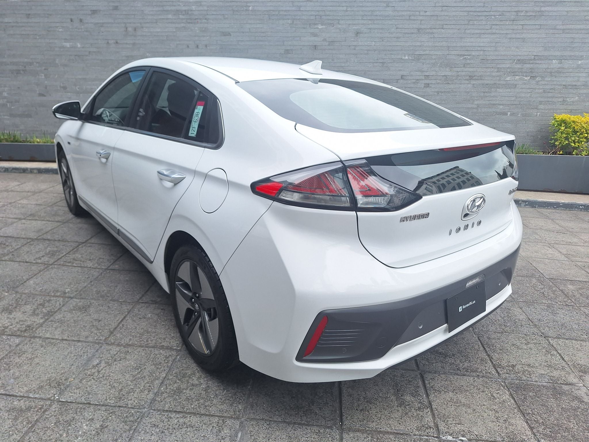 2020 Hyundai Ioniq 1.6 Limited Híbrido Piel At