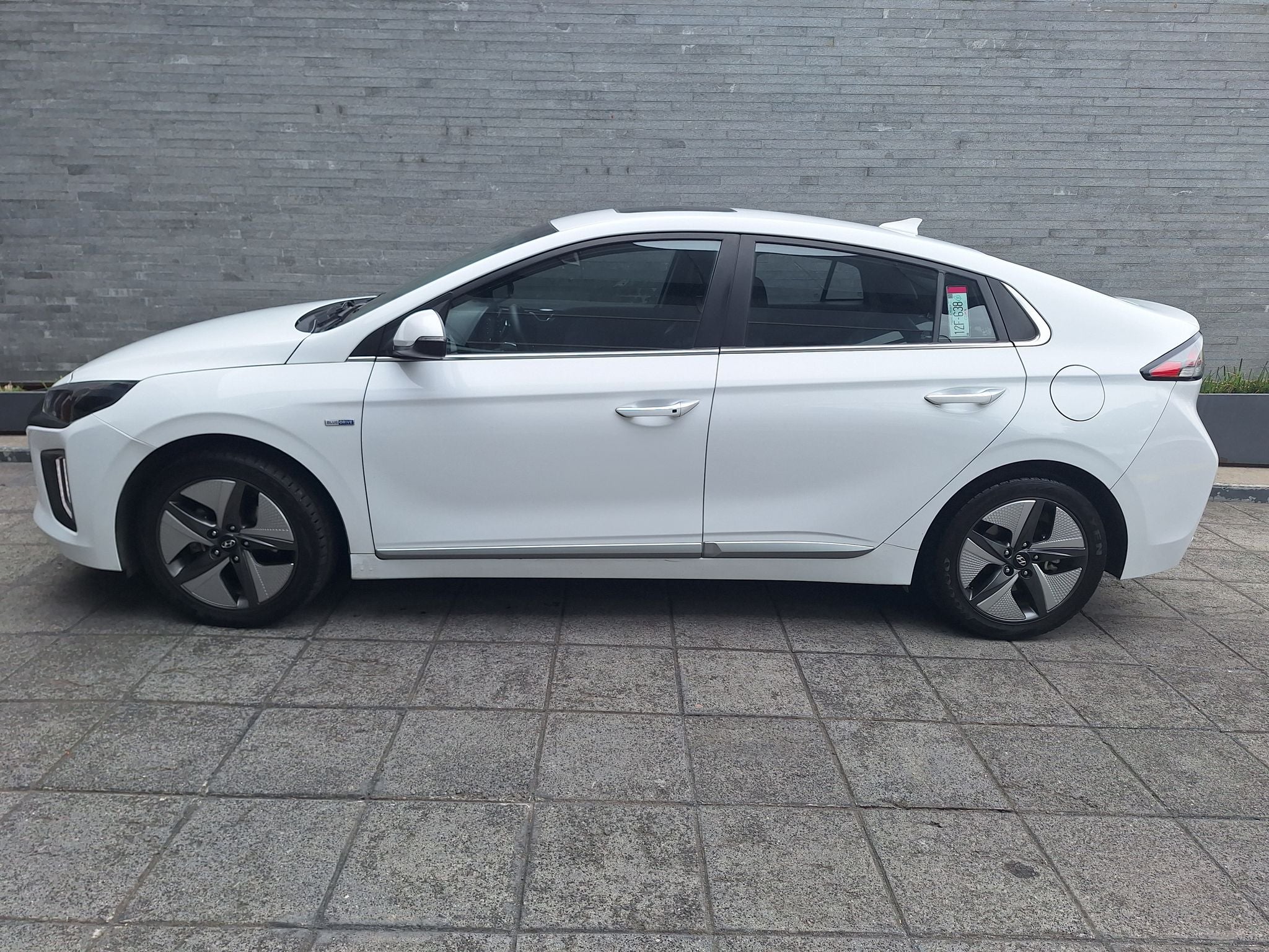 2020 Hyundai Ioniq 1.6 Limited Híbrido Piel At