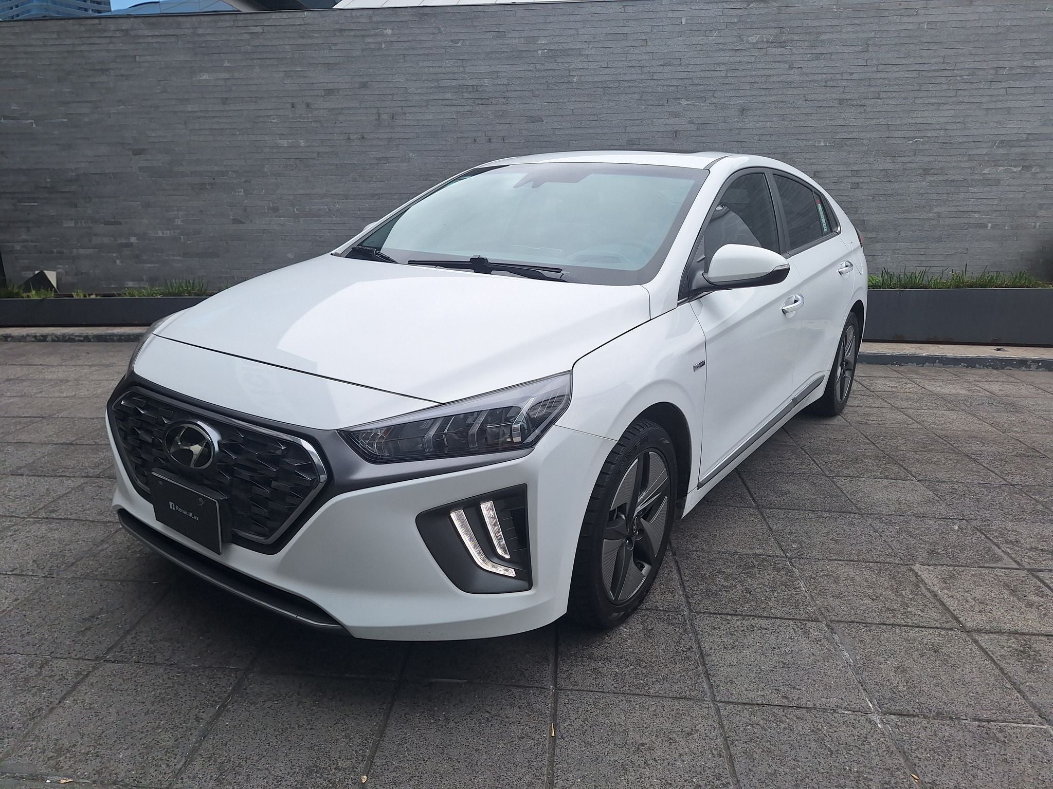 2020 Hyundai Ioniq 1.6 Limited Híbrido Piel At