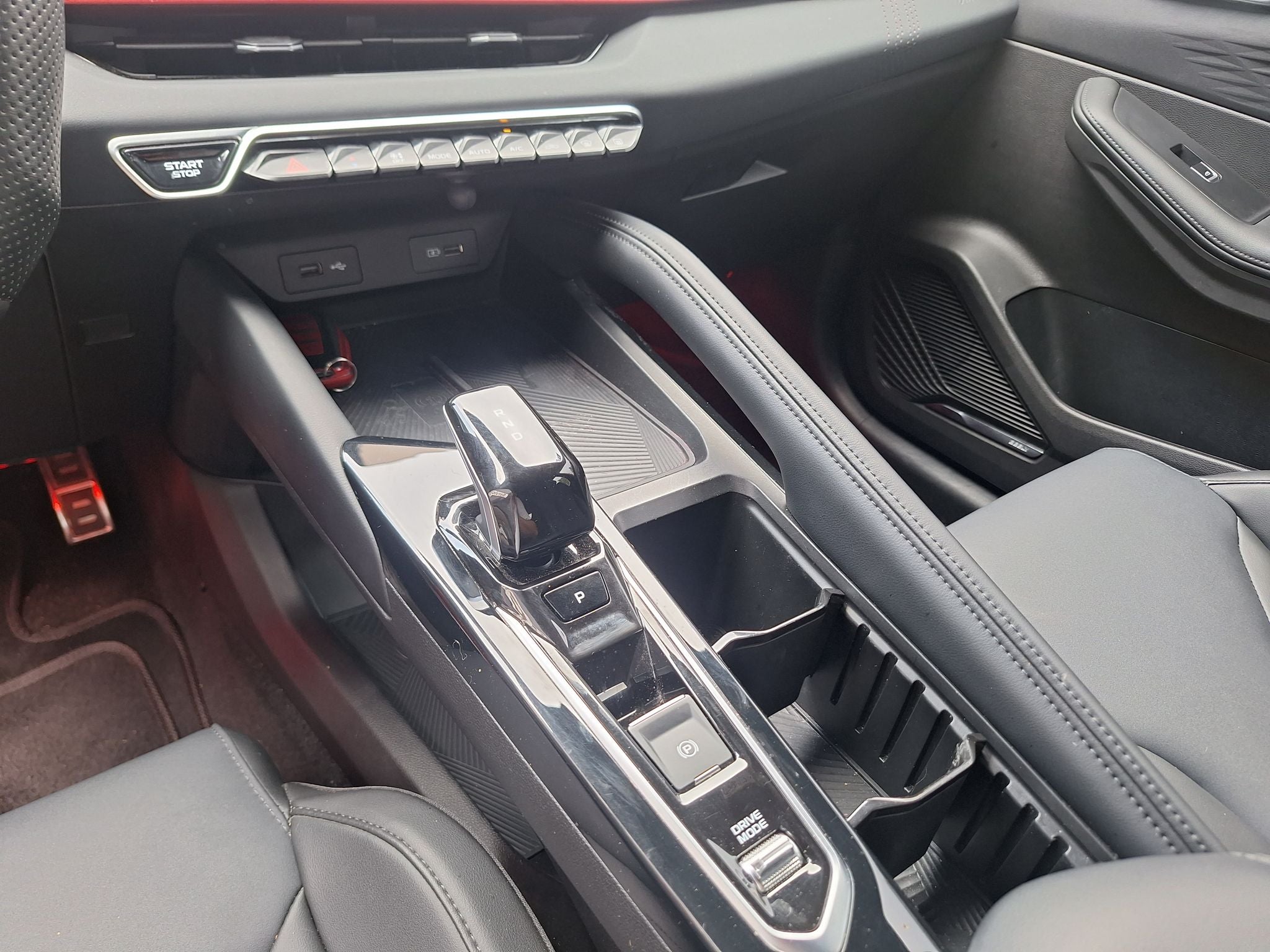 2024 Geely Coolray 1.5 Gf At