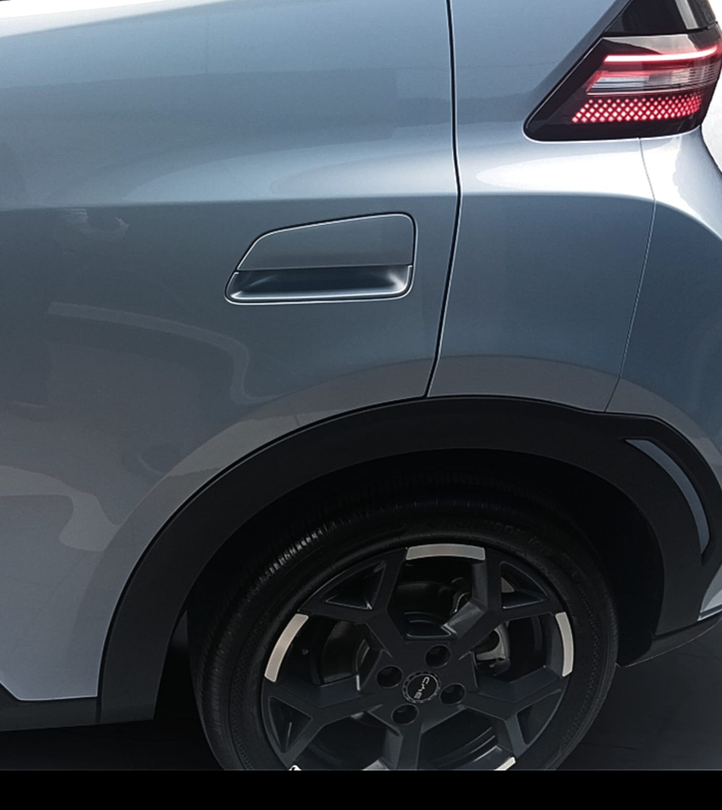 2025 BYD Dolphin 405 Km Hb At