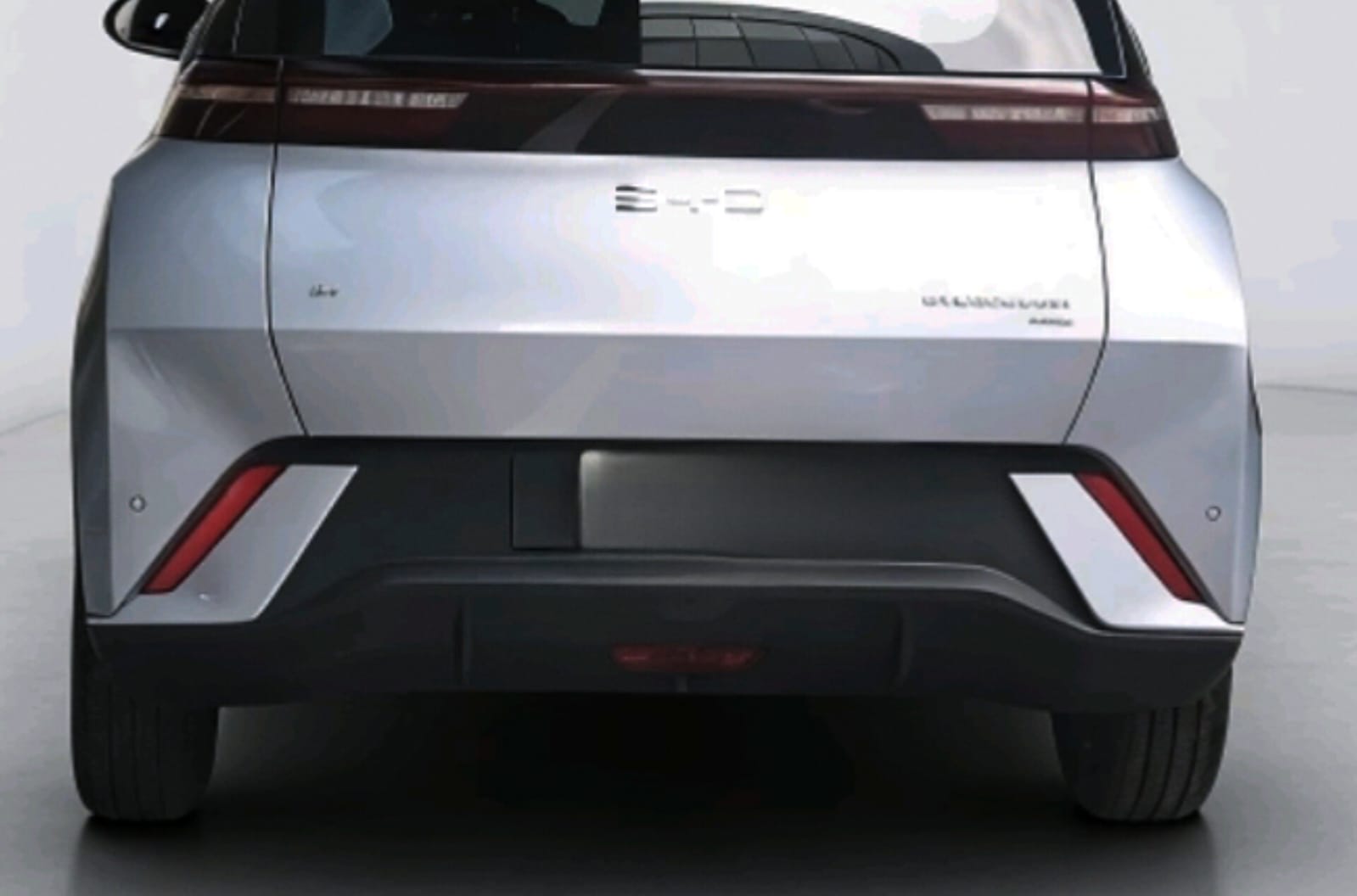 2025 BYD Dolphin 405 Km Hb At