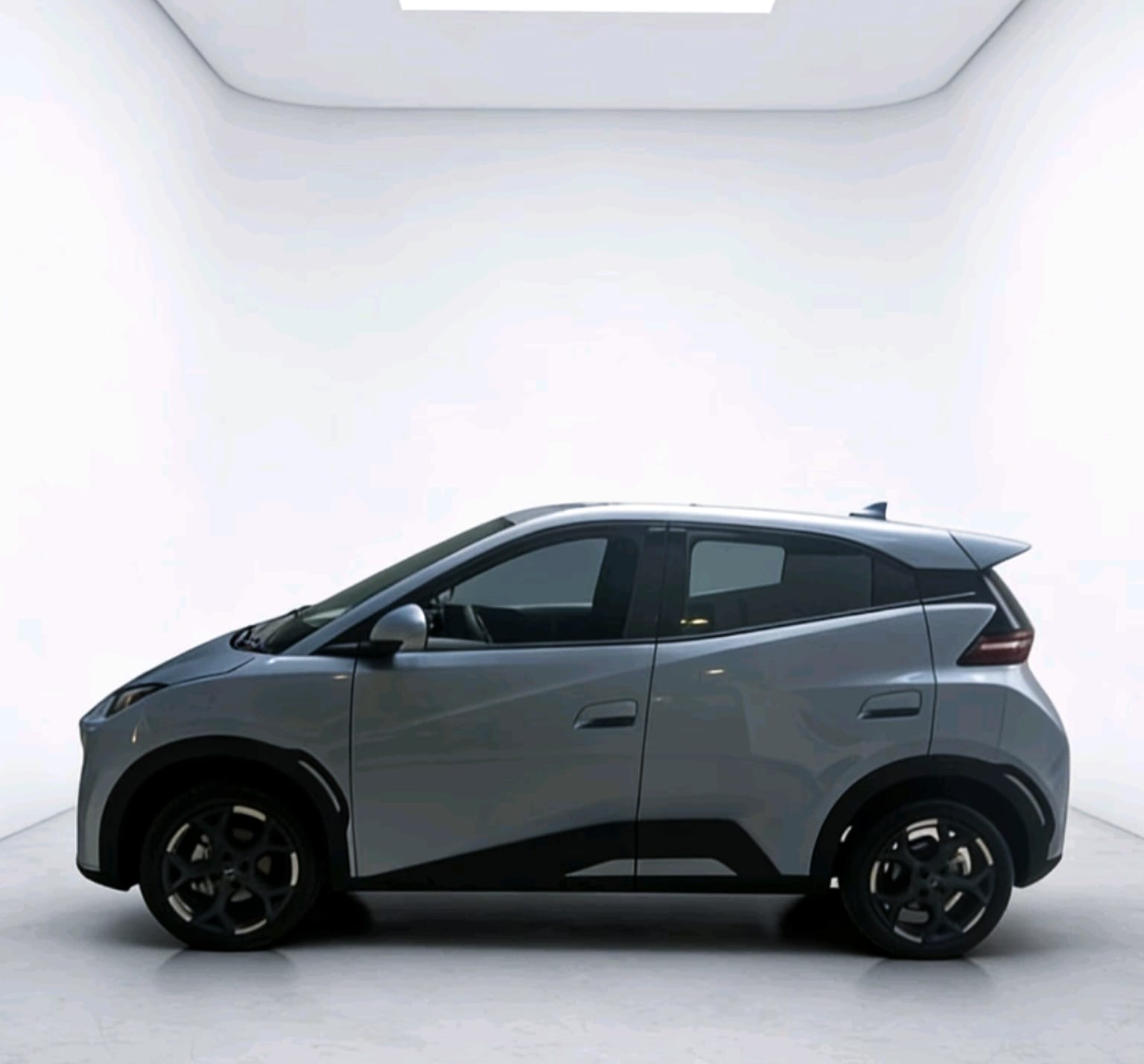 2025 BYD Dolphin 405 Km Hb At