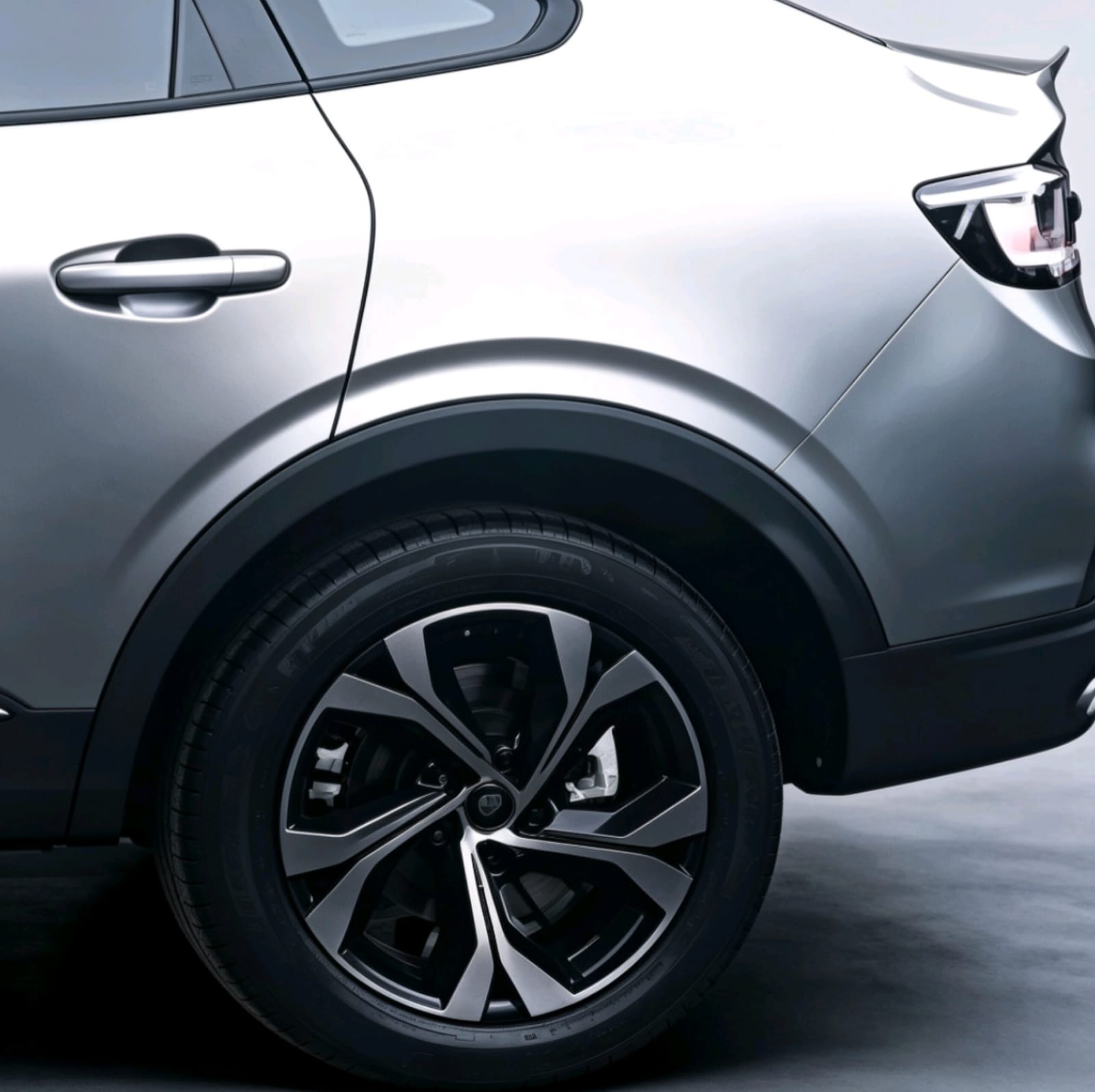 2024 Renault Koleos 2.5 Iconic At