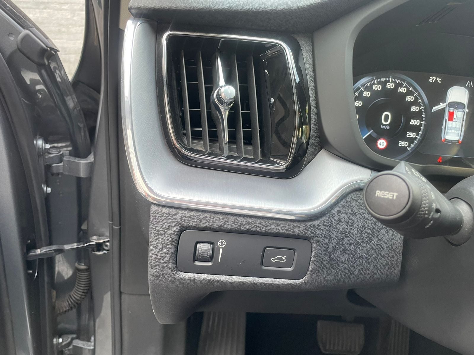 2020 Volvo XC60 2.0 T5 Momentum At