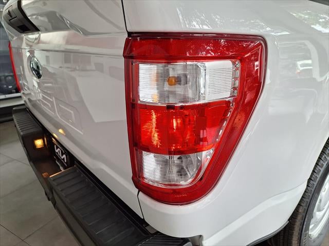 2023 Ford F-150 3.3 XL Cabina Regular V6 4x2 At