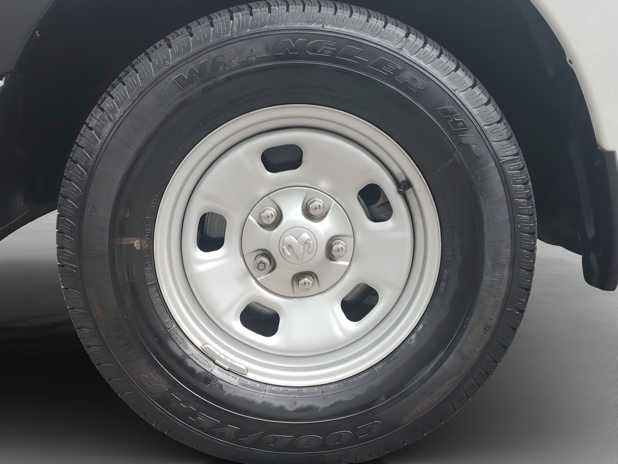 2022 RAM 1500 SLT Trabajo Crew Cab