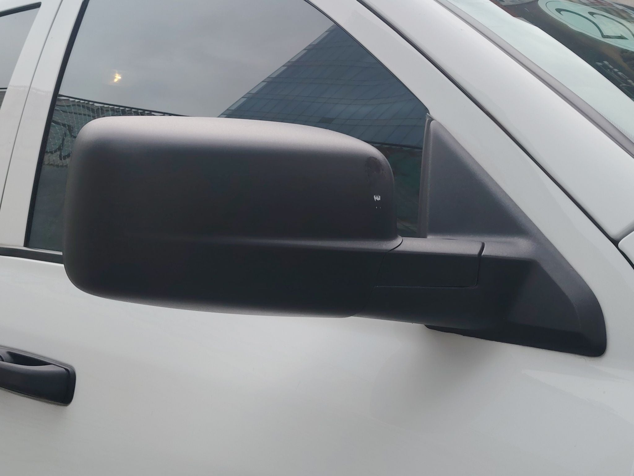 2022 RAM 1500 SLT Trabajo Crew Cab