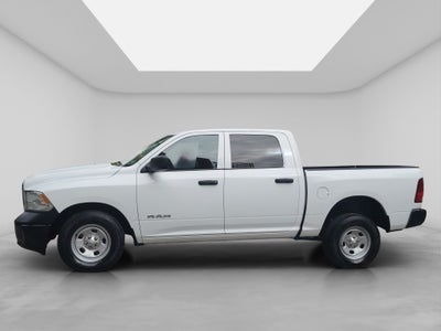2022 RAM 1500 SLT Trabajo Crew Cab