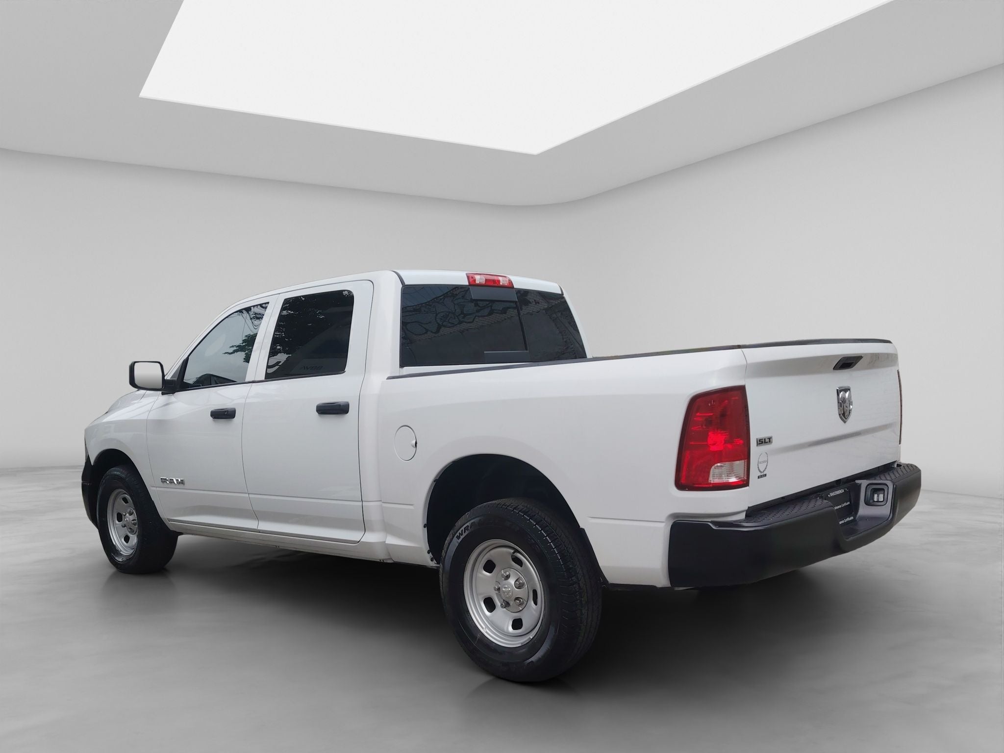 2022 RAM 1500 SLT Trabajo Crew Cab