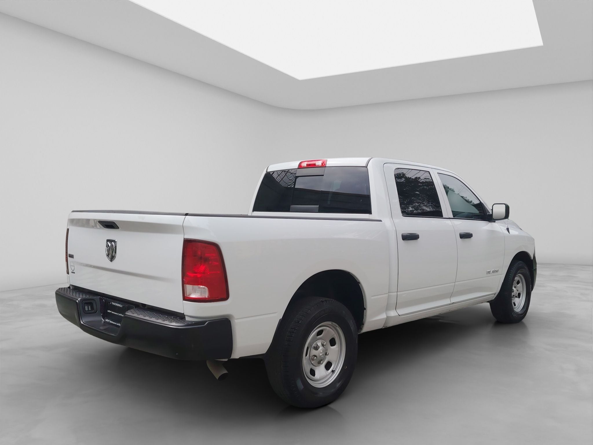 2022 RAM 1500 SLT Trabajo Crew Cab
