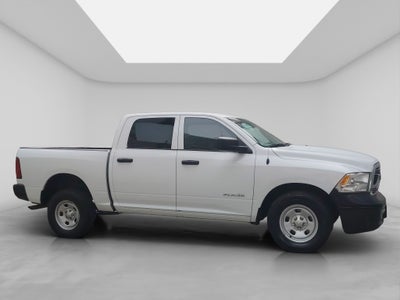 2022 RAM 1500 SLT Trabajo Crew Cab