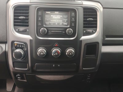 2022 RAM 1500 SLT Trabajo Crew Cab