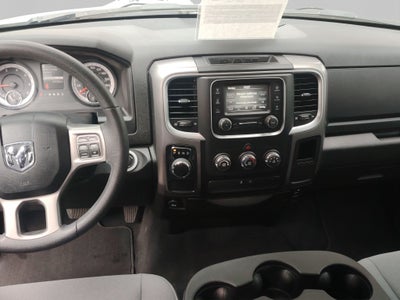 2022 RAM 1500 SLT Trabajo Crew Cab