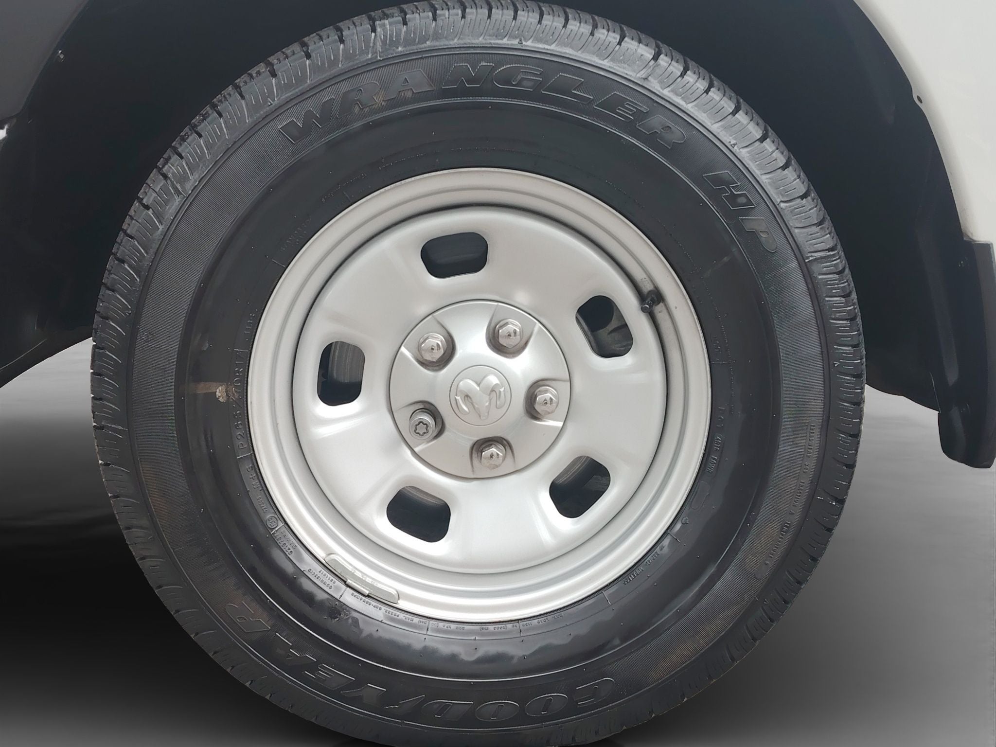 2022 RAM 1500 SLT Trabajo Crew Cab