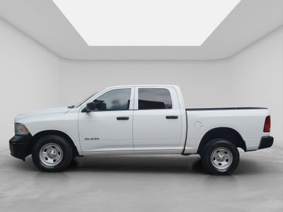 2022 RAM 1500 SLT Trabajo Crew Cab