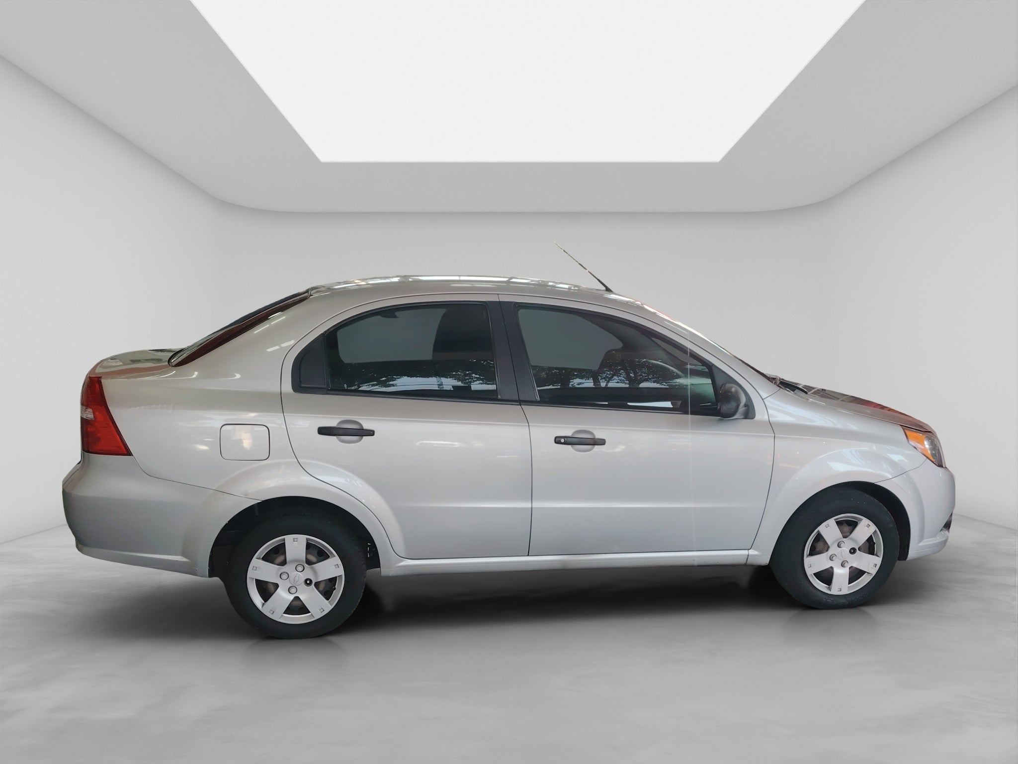2015 Chevrolet Aveo 1.6 Ls At (J)
