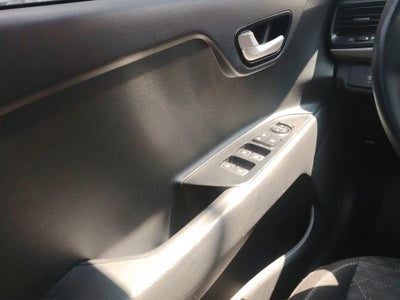 2018 Kia Rio 1.6 Sedan LX At