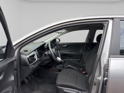 2021 Kia Rio 1.6 Hb LX Mt