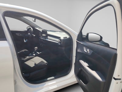 2023 Kia Forte 2.0 Lx Sedan At